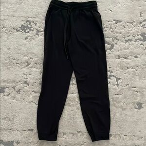 Women’s Lululemon 7/8 Black Jogger Pants